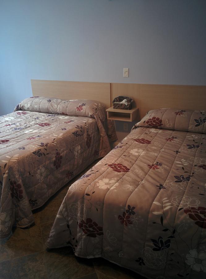 Motel Les Pins 그랜비 외부 사진