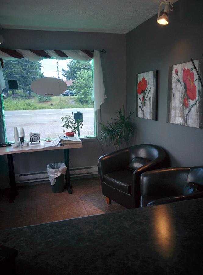 Motel Les Pins 그랜비 외부 사진
